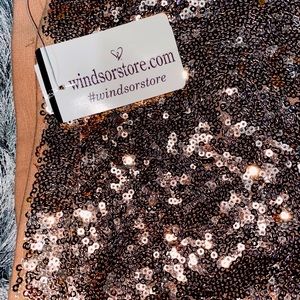 Rose Gold Windsor Stretchy Leggings